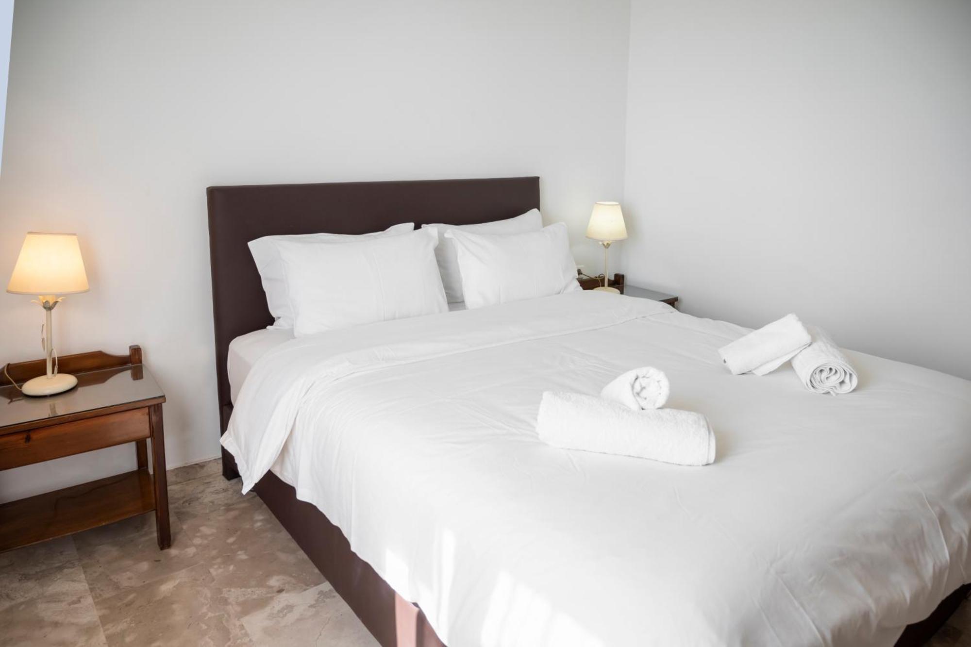 Argo Rooms-Papadakis Kissamos Exterior photo